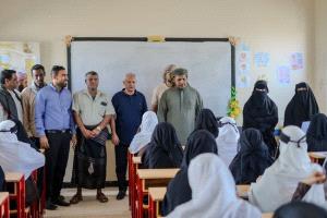 محافظ سقطرى يدشن امتحانات الفصل الدراسي الأول للعام الدراسي 2025–2026م