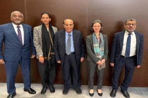 قيادات حضرمية تبحث تطورات اليمن وحضرموت مع السفيرة الفرنسية في الرياض