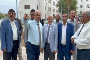 وفد وزارة الصحة العامة والسكان يتفقد مستشفى الجمهورية ويطلع على جاهزية مركز الغسيل الكلوي الجديد.