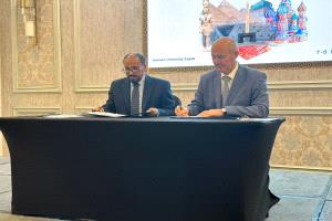 جامعة المهرة توقع عدداً من الاتفاقيات مع بعض الجامعات العربية والروسية