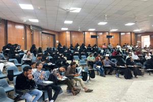 نزول ميداني بين أوساط الطلاب في كلية الحقوق  للمؤسسة الطبية الميدانية FMF