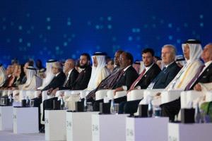 عضو مجلس القيادة الدكتور عبدالله العليمي يشارك في فعاليات منتدى الدوحة