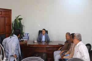 أبين.. اجتماع موسع لبحث عدد من التدخلات والمشاريع التنموية في قطاعي الزراعة والري بمنطقة دلتا زنجبار - خنفر