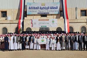 وزير الأوقاف يبارك تخرج 1301 حافظًا وحافظة للقرآن الكريم في مأرب ويقدم عشر تأشيرات عمرة