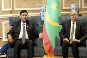 عبدالله العليمي يبحث مع رئيس موريتانيا المستجدات اليمنية وآفاق التعاون المشترك ..على هامش منتدى الدوحة