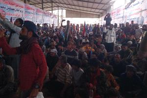 إنضمام مئات الجماهير إلى مخيم الاعتصام الجنوبي بزنجبار