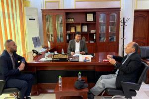 النائب العام ونائب وزير الصناعة يناقشان تعزيز الرقابة على الأسواق وضبط أسعار الأدوية والسلع الأساسية قبيل رمضان