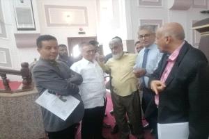 رئيس جامعة عدن يتفقد الاستعدادات النهائية لحفل تخرج كلية الصيدلة