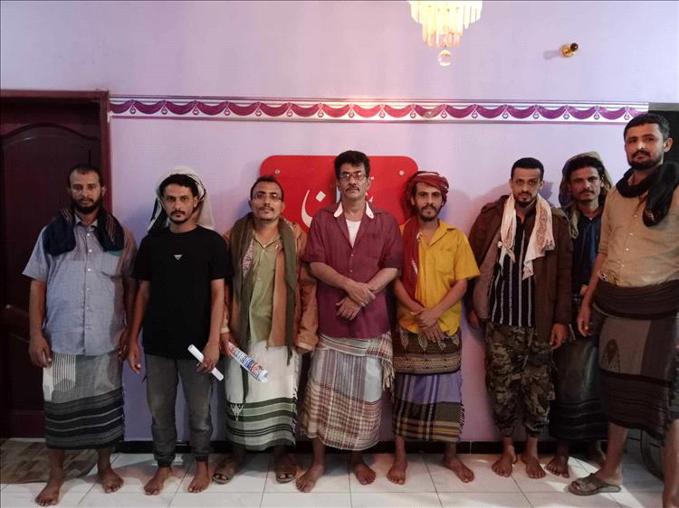 ضباط وأفراد من اللواء السادس في درع الوطن يشكون تفكيك اللواء