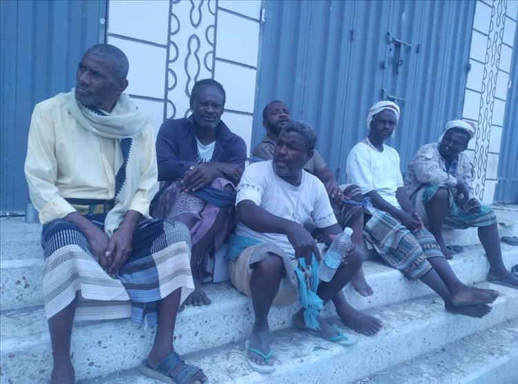 صرخات الأمل: معاناة العاملين اليوميين في أبين !