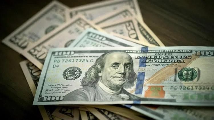 جدل في بيرو بعد رفع راتب رئيسة الدولة إلى 10 آلاف دولار!