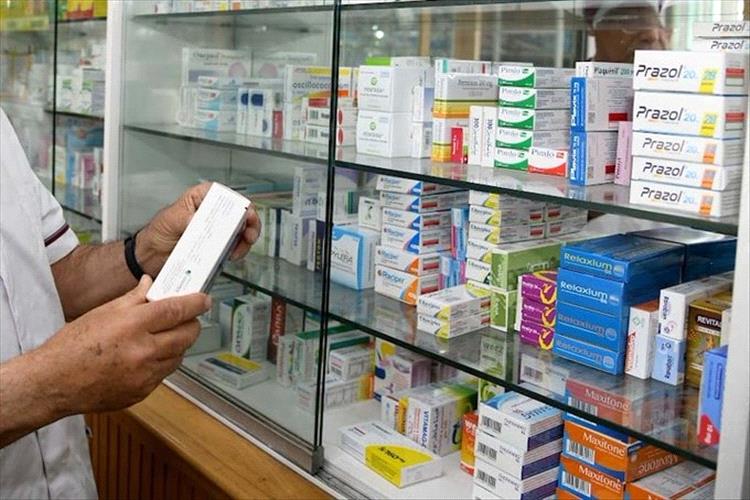 مواطنون لصحيفة عدن الغد : قفزات أسعار الأدوية تهدد حياة المرضى في عدن