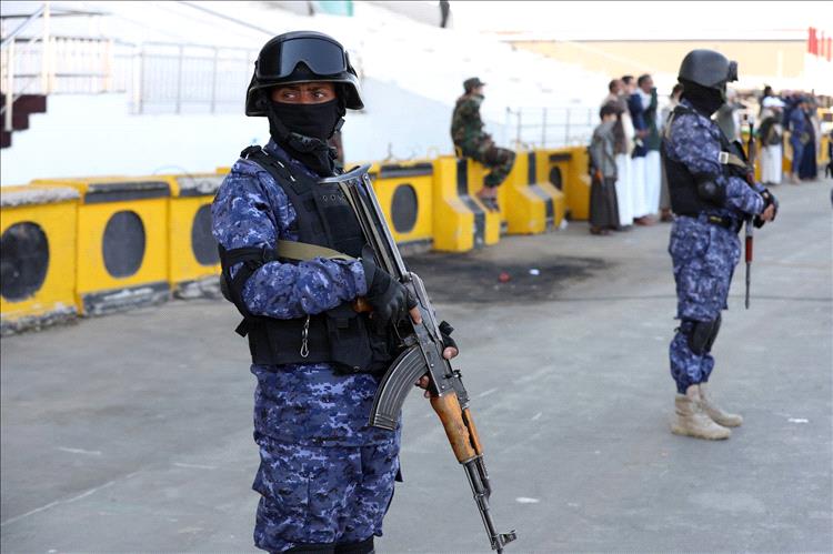 تقرير حقوقي: 112 انتهاكًا حوثيًا في صنعاء  خلال شهر