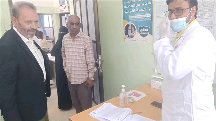 القادري والشدادي يزوران الوحدة الصحية عمودية ويشيدان بإدارتها وطاقمها الصحي