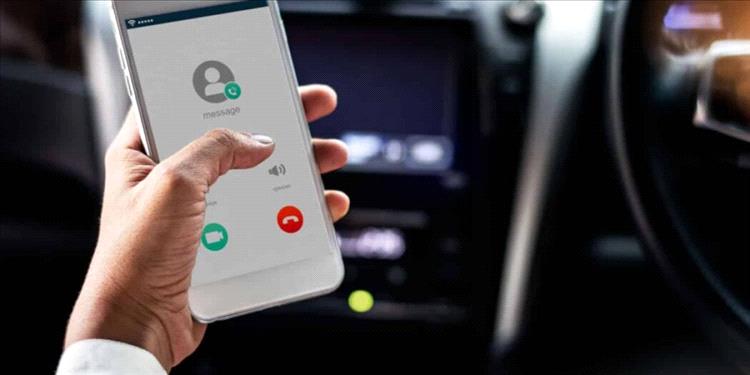 مواطنون يشكون من خصم مبالغ إضافية عند تعبئة رصيد يمن موبايل