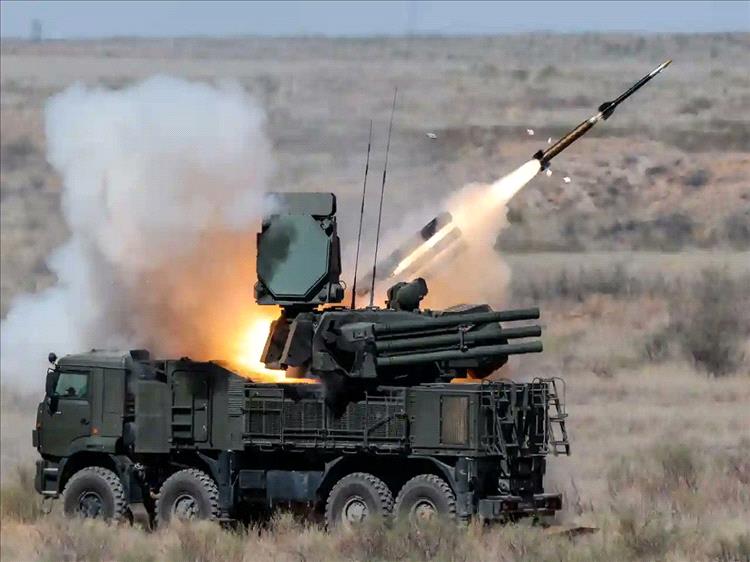 الدفاع الجوي الروسي يسقط 36 طائرة مسيرة أوكرانية خلال هجوم ليلي واسع