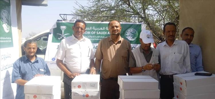 مركز الملك سلمان للإغاثة يدشن مشروع توزيع مساعدات التمور 2025 في محافظة الضالع
