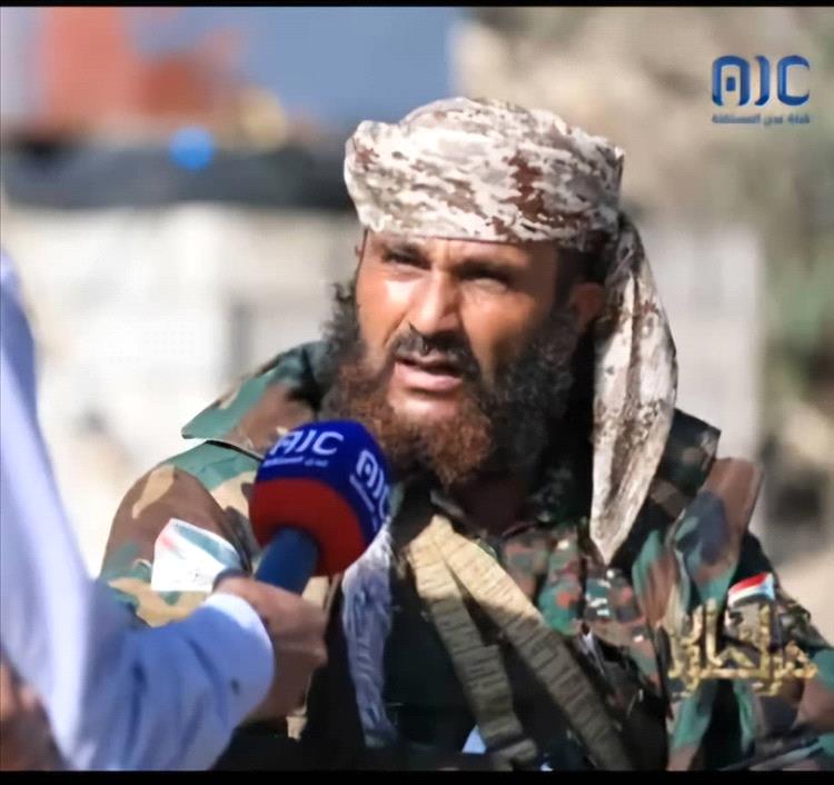 قائد اللواء الرابع درع الوطن يُعزي قيادة جبهة ثرة وآل بُركان في إستشهاد القيادي علوي البركاني