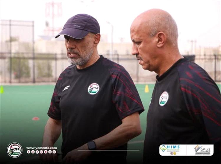 السنيني: نعوّل على روح اللاعبين ووعيهم التكتيكي.. والمباريات التجريبية ضرورة قبل التصفيات