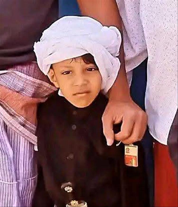 زنجبار: أسرة الطفل عبودي الميسري تطالب بإنقاذه بعد إصابته برصاص الاشتباكات والجهات المعنية تتجاهل