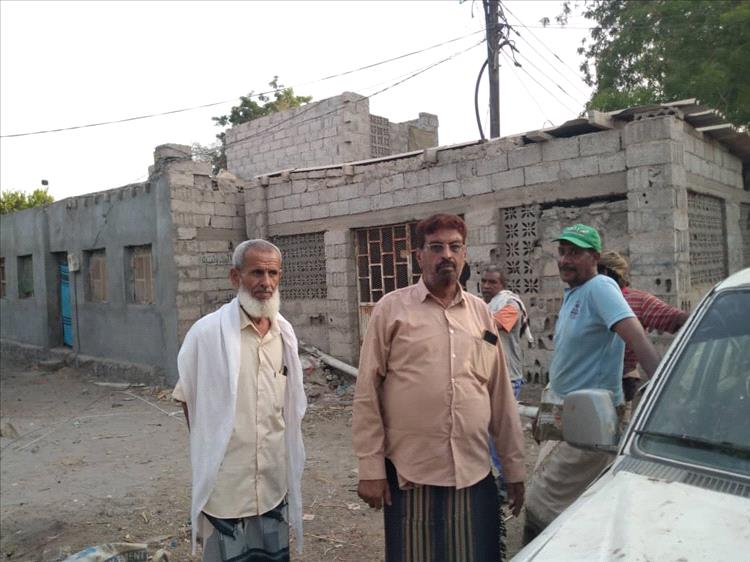 خنفر .. بتعليمات وإشراف من مدير مؤسسة الكهرباء استبدال اسلاك كهربائية منتهية مسافة 900 متر بمبلغ 4 مليون ريال يمني