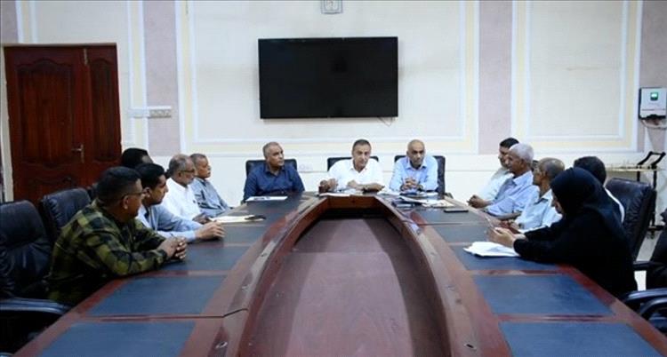 جامعة عدن تُطلق استعدادات العام الجديد وتوسّع شراكتها البيئية مع "الفاو"