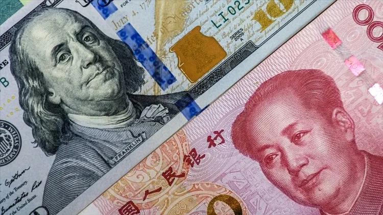 تراجع كبير للدولار أمام اليوان في السوق الصينية