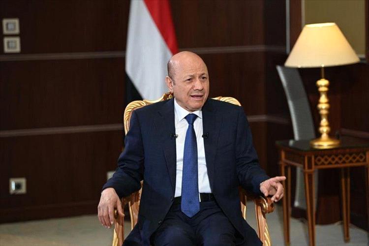العليمي يكشف خطة "اليوم التالي" لسقوط الحوثيين: انتخابات قادمة ودعم إقليمي واسع للإعمار
