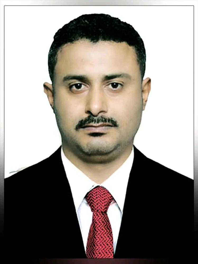 قصيدة..  لا تأسفَنْ على اللئيمِ