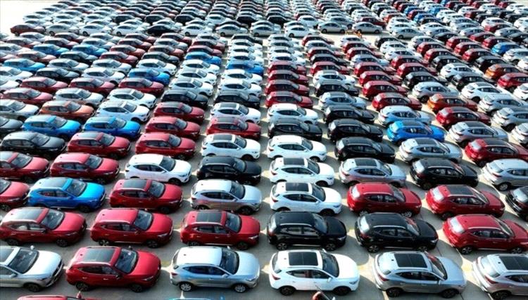 تراجع تاريخي في إنتاج السيارات البريطانية.. الأسوأ منذ 70 عامًا