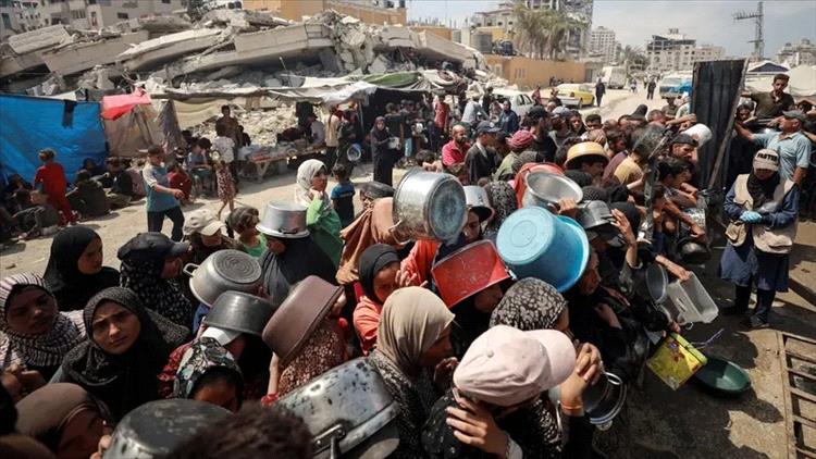 14 قتيلاً فلسطينياً بنيران إسرائيلية قرب مراكز مساعدات في غزة