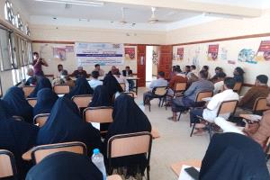 مدير عام الروضة يدشن دورة تدريبية للعاملين في حملة التحصين ضد شلل الاطفال