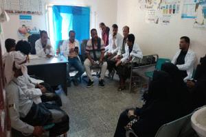 تدشين الدورة التدريبية للعاملين الصحيين المشاركين بحملة التحصين ضد شلل الأطفال بمديرية جيشان - أبين
