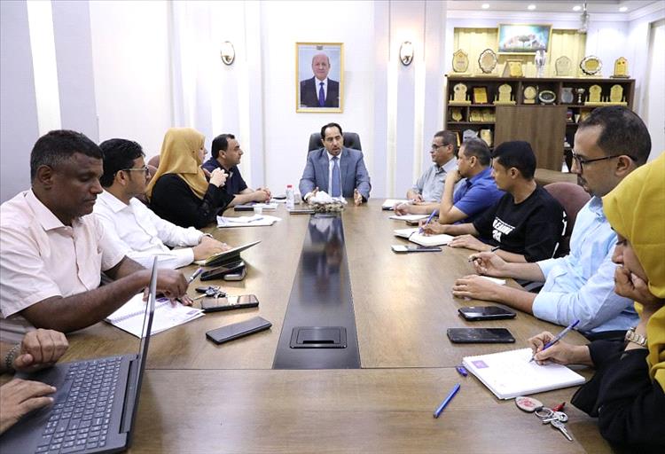 اجتماع برئاسة الوزير البكري يناقش الخطة الوطنية للشباب "تمكين"