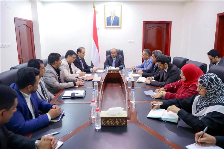 رئيس الوزراء يوجه بتكامل الجهود ورفع مستوى التنسيق القطاعي لمكافحة الأوبئة والحميات
