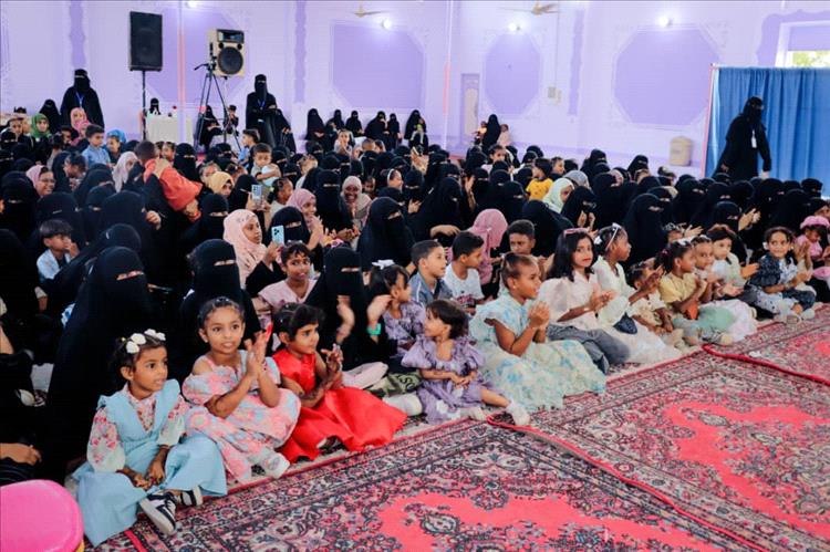 جمعية المنوال تنظم مهرجان عيدي برعاية الشيخ بن حبريش وإشراف رئيس مكتب مؤتمر حضرموت الجامع في مديرية الشحر