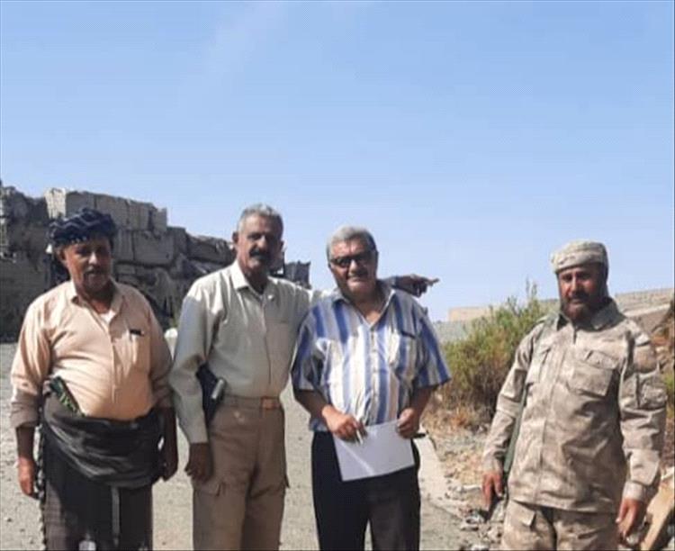 وصول فريق الأشغال العامة إلى جبهة ثرة والبدء بعملية تقييم الطريق