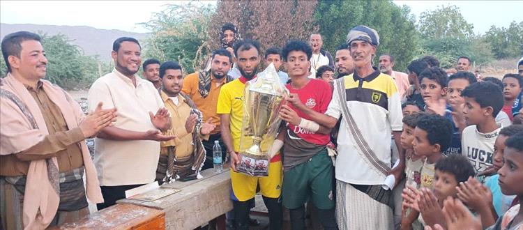 الاتحاد يكتسح الزمالك برباعية نظيفة ويحرز كأس أربعينية الفقيد نيراد العسيري ويهدي الكأس لأسرة الفقيد