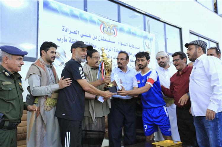 نادي السد يتوج بكأس اليوم العالمي لمكافحة المخدرات في محافظة مأرب