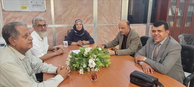 مجلس تنسيق الكليات الطبية بجامعة عدن يطالب بإنشاء مدينة طبية وتعليمية متكاملة للمحافظة