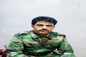 العميد الغنيمي يقوم بزيارة عيدية إلى المواقع الأمامية للواء الأول محور سبأ في حريب
