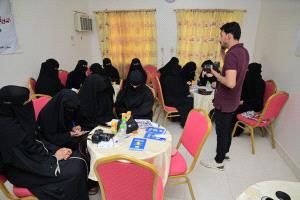 دورة تدريبية في التصوير الفوتوغرافي تحت شعار "معًا بالتراث نرتقي" بمدينة سيئون