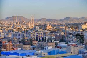 احتراق مصنع إسفنج في صنعاء