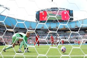 كأس العالم للأندية.. نوير يوبخ لاعبي بايرن ميونخ