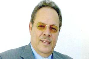 الرئيس علي ناصر يهنئ الشعب اليمني والأمة العربية والاسلامية بالعام الهجري الجديد