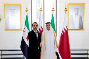 قطر: سنزوّد سوريا بالكهرباء مجانًا، ونتكفّل بسداد كامل ديونها الخارجية.