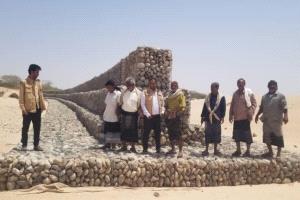 مدير عام ميفعة يتسلّم مشروع دفاعات منطقة باغثموم المنفذ من جمعية رعاية الأسرة لحماية الأراضي الزراعية من السيول