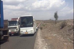 الحوثيون يفتتحون مكتباً للجمارك في دمت الضالع لفرض جبايات جديدة على الشاحنات القادمة من ميناء عدن