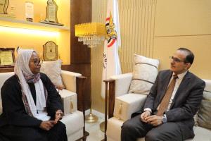 وزير الصحة يلتقي نائب ممثل منظمة الصحة العالمية ومدير مكتبها بعدن ويبحث معها تعزيز التعاون وتكييف الأولويات مع الموارد