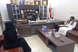رئيس جامعة المهرة يلتقي بالمبتعثين إلى تونس ويثمن سعيهما لاكتساب الخبرات الخارجية